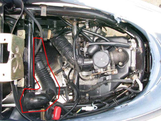 Air intake snorkel circled in red.