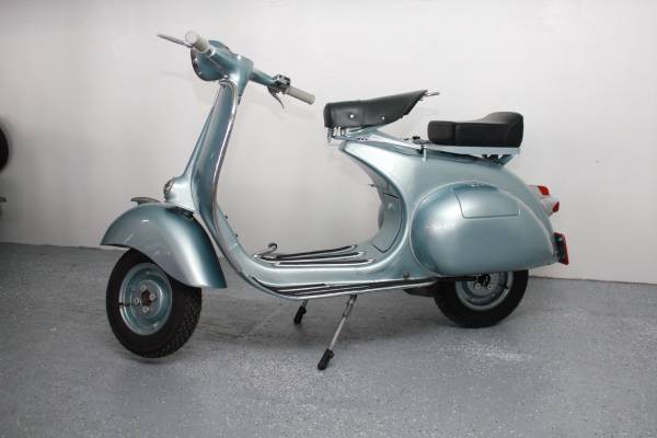 1957 Vespa 150 VB1