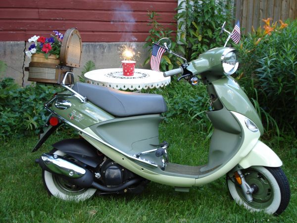 resize scoot2.jpg