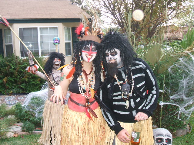 halloween, drag races and fat cat 009.JPG