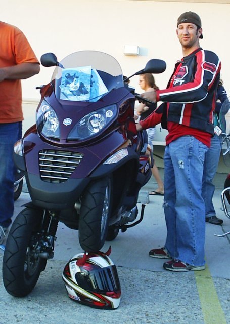 mp3_on_helmet.jpg