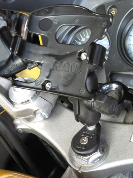 Stole the rest of the ram assembly from my husbands bike.