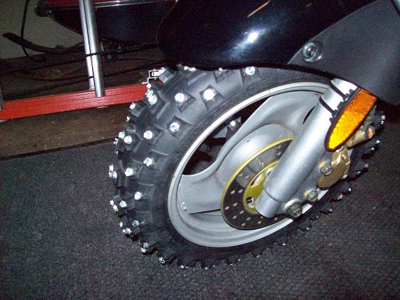 ice tires 004.JPG