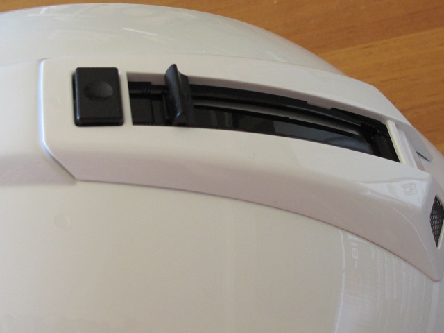 helmet 640x480-1.JPG