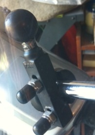 Vespa - ram mount with adapter for mirror stem.