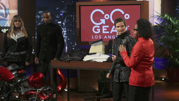 GoGo Gear pitches the sharks on Shark Tank