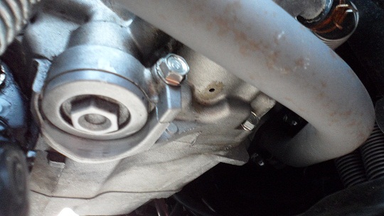 sh150_oil_leak.jpg